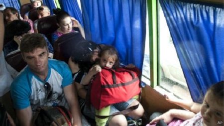 Количество беженцев из Донбасса составляет 200 тыс. человек - ООН