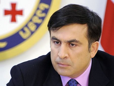 В Грузии арестовали все счета Саакашвили