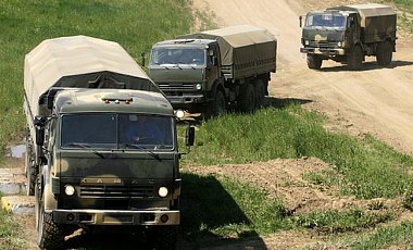 В Украину из России зашли 18 БМП и 20 грузовиков - Тымчук