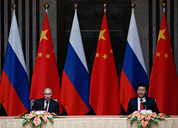 Bloomberg: Путин сдает козыри Китаю