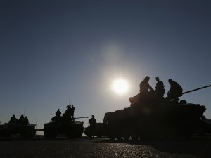 Два полка ВДВ России собираются штурмовать аэропорт Донецка