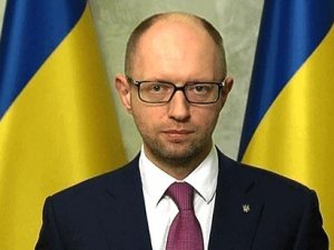 Яценюк проведет селектор  по вопросам выборов в 12:00