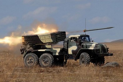В результате обстрела боевиками Талаковки погиб 1 военный, еще двое ранены, - батальон "Азов"