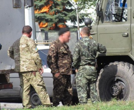 В Мариуполе военные попали в ДТП (Фото)