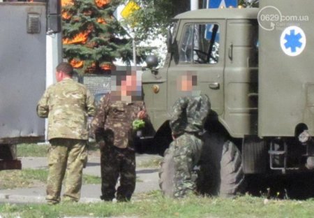 В Мариуполе военные попали в ДТП (Фото)