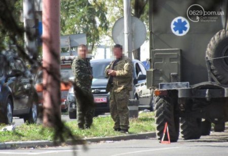 В Мариуполе военные попали в ДТП (Фото)