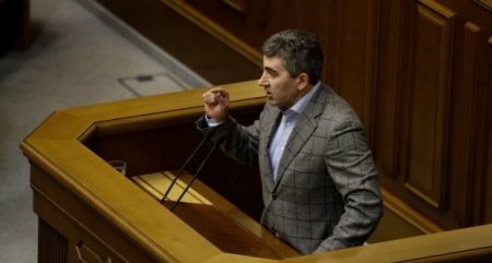 Депутат Грушевский вышел из группы «За мир и стабильность» и раскритиковал бывших соратников