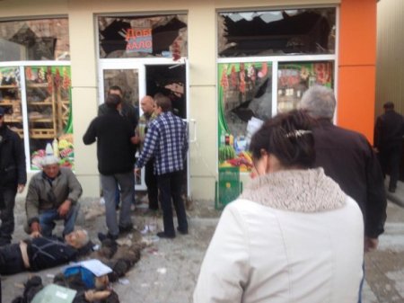 В результате обстрела в Донецке погибли семь жителей, двое пострадали, - замглавы райсовета