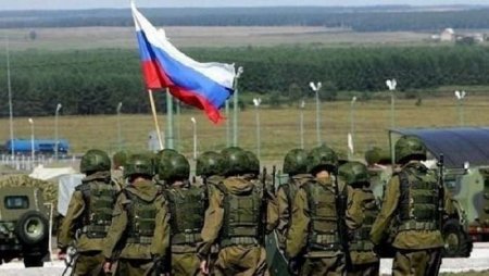 Россия не отводит войска, а производит ротацию, - боец разведывательного батальна Минобороны Россия не отводит войска, а производит ротацию, - боец разведывательного батальна Минобороны