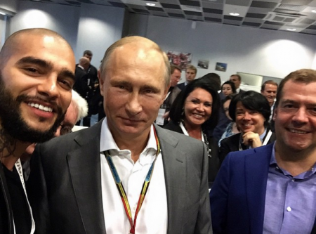 Фотофакт: Медведчук вместе с Путиным смотрел в Сочи Формулу-1