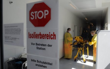 В Германии от Эболы умер сотрудник ООН