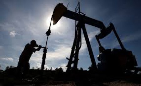 Рекордное падение: нефть Brent стоит уже меньше $87