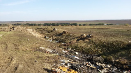 Шокирующие фото из-под Иловайска, где нашли 150 неопознанных тел