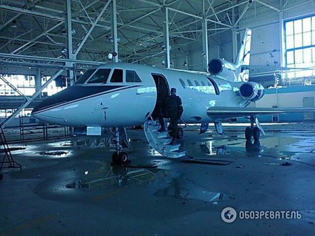 Террористы не тронули самолет Ахметова, оставленный в разгромленном аэропорту Донецка