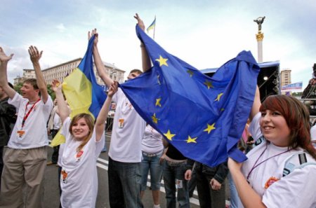 Как "парадоксальная" стратегия Путина повлияет на выбор украинцев Как "парадоксальная" стратегия Путина повлияет на выбор украинцев