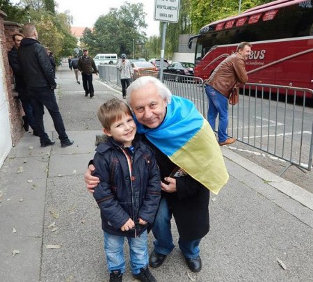Как выборы в Верховую Раду Украины проходили и в Праге - словами очевидца. Фото