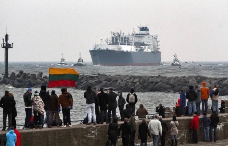 Frankfurter Allgemeine: "Удар по России" - огромный газовый танкер сделает прибалтийские страны независимыми от России