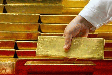 Золотовалютные резервы РФ таят на глазах