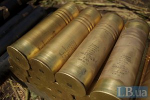 Снаряд упал на территорию школы в Луганской области