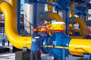 "Газпром" объяснил задержку платежей за транзит