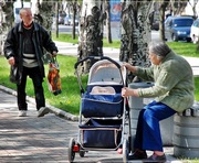 К чему приведет прекращение социальных выплат на Донбассе