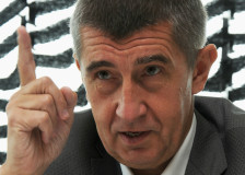 Чешский вице-премьер призвал найти политическое решение украинского кризиса