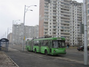 В Киеве сегодня изменят маршрут общественного транспорта на участке от проспекта Маяковского до улицы Драйзера