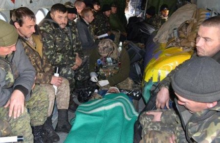 18 раненых военных эвакуировали из зоны АТО. Фото. Видео