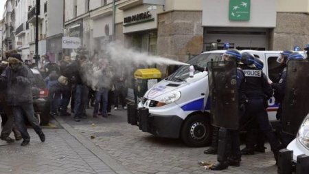 Акция в память о 21-летнем активисте Реми Фрезе во Франции переросла в погром. Фото. Видео