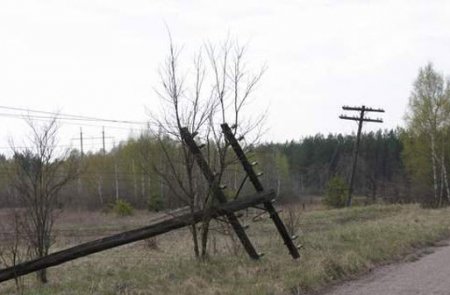 В Донецкой области продолжаются работы по ремонту линий электроснабжения, тем не менее ряд населенных пунктов остаются без электричества