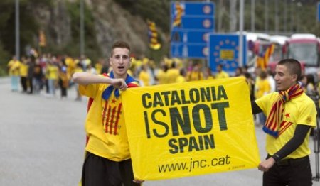 Каталония хочет автономии: сторонники суверенитета подадут жалобу в ООН и европейские организации на испанское правительство