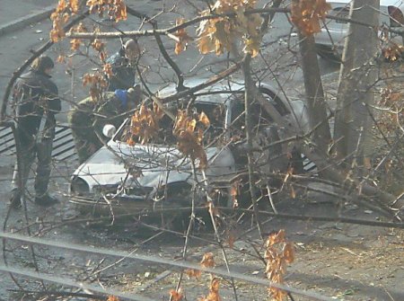 В Днепропетровске взорвали машину депутата от Блока Петра Порошенко