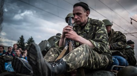 На днях могут объявить официальное военное положение в Украине На днях могут объявить официальное военное положение в Украине