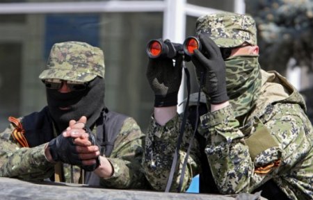 В "ДНР" заявили, что перебрасывают военную технику из тыла "в ответ на активизацию украинских военных"