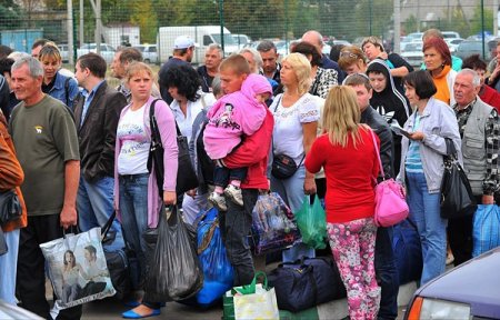 Число беженцев из Крыма и Донбасса приближается к полумиллиону человек
