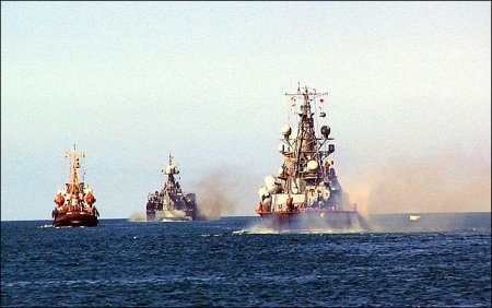 Российские военные корабли движутся к северу от Австралии накануне саммита G-20