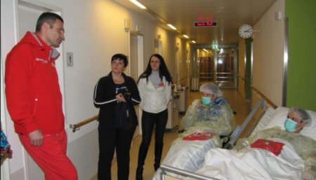Кличко посетил раненых бойцов АТО в больнице Гамбурга