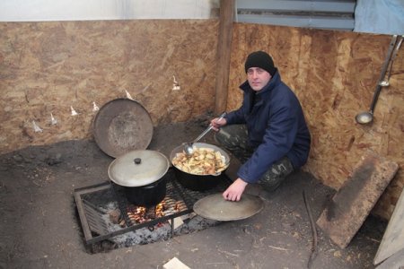 Как украинские бойцы готовятся к зиме в зоне АТО (Фото)
