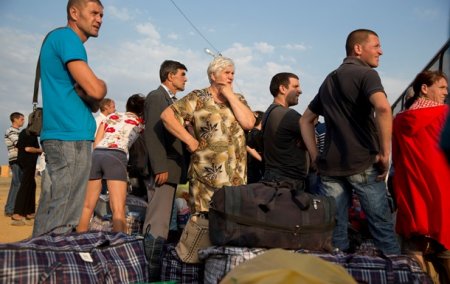 Число вынужденных переселенцев из зоны АТО достигло почти полмиллиона