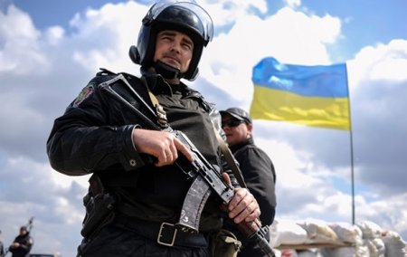 Ситуация в Мариуполе полностью подконтрольна силам АТО Ситуация в Мариуполе полностью подконтрольна силам АТО
