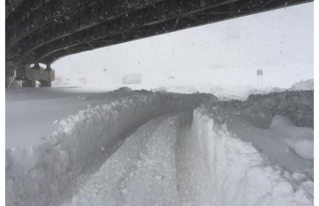 В штате Нью-Йорк - ЧП из-за снежной бури. Фото. Видео