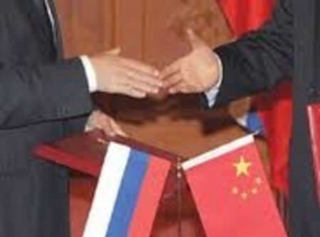 Китай и Россия противопоставляют себя США