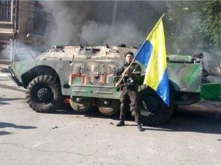 Боевики сбежали из села Октябрьское под Мариуполем Боевики сбежали из села Октябрьское под Мариуполем