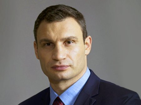 Виталий Кличко отказался от мандата
