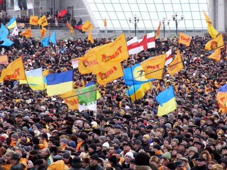 Участники Оранжевой Революции сегодня соберут в Киеве протестный Майдан