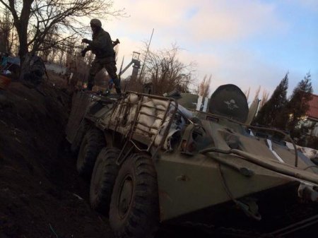 Защищающая Донецкий аэропорт 95-я аэромобильная бригада провела ротацию