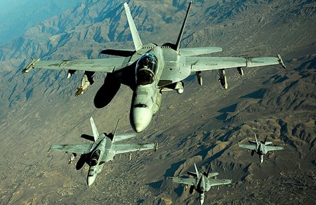 Украина отказалась от истребителей F-18