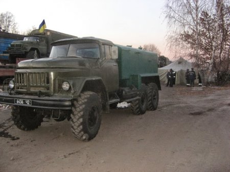 В Чернигове ночующим на вокзале бойцам установили палатку и полевую кухню (Фото, Видео)