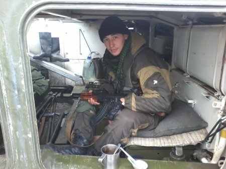 Под Мариуполем «заблудился» очередной российский десантник (фото)