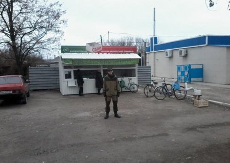 Под Мариуполем «заблудился» очередной российский десантник (фото) Под Мариуполем «заблудился» очередной российский десантник (фото)